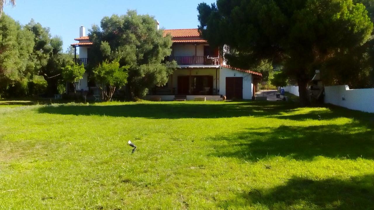 Seafront Villa Joan Néa Szkióni Kültér fotó